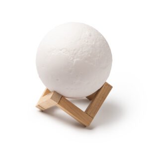 MOON - Imagen 2
